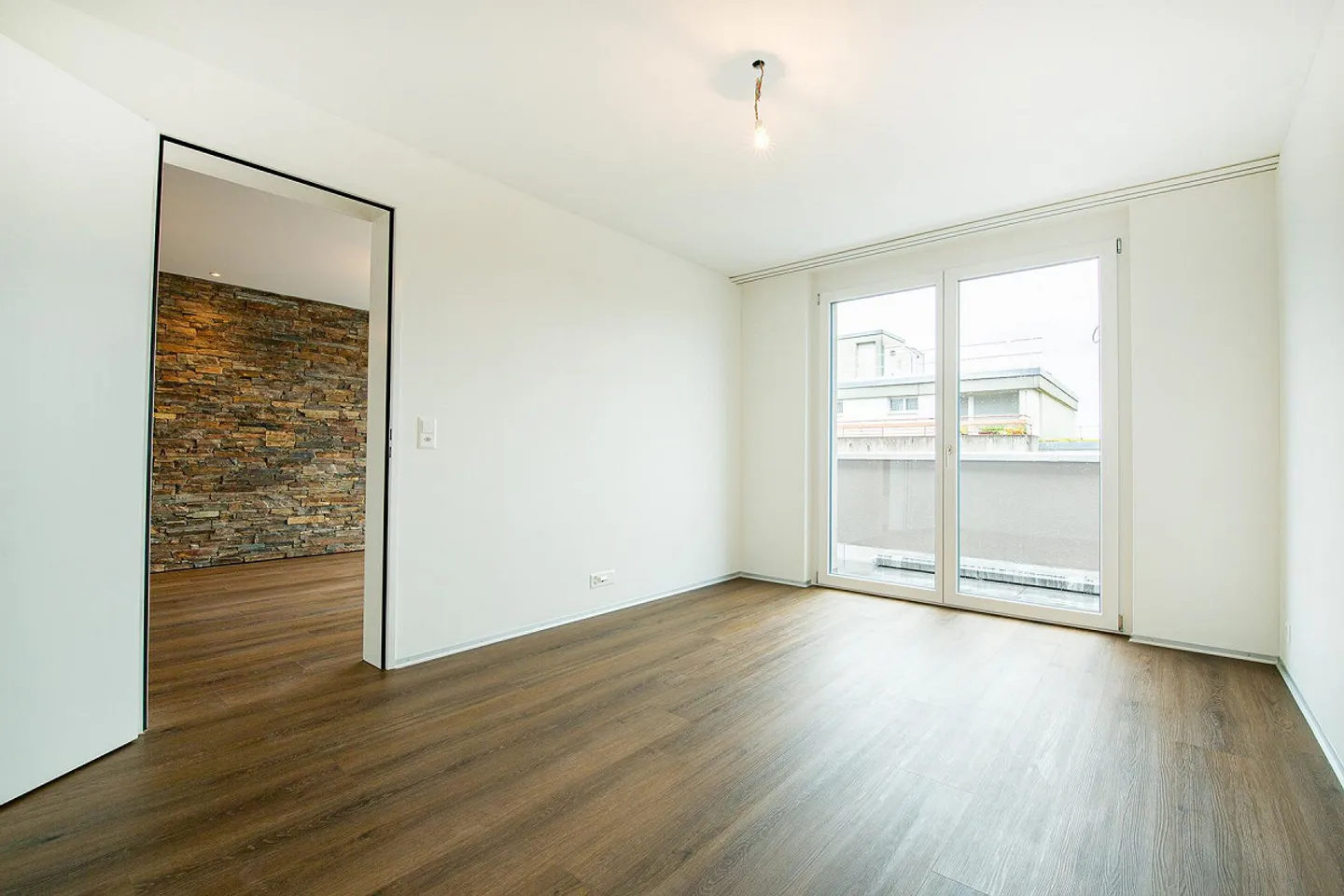 Modernes Apartment Nähe Lange Erlen - Foto 4 von 6