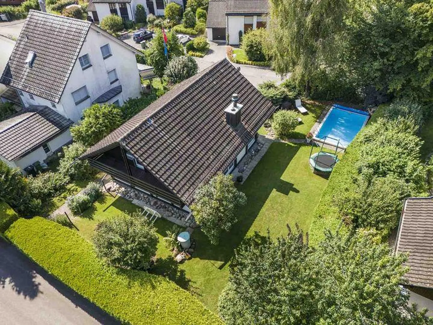 Casa unifamiliare esclusiva con piscina, giardino e posizione privilegiata sul lago di Zurigo - Foto 8 di 8