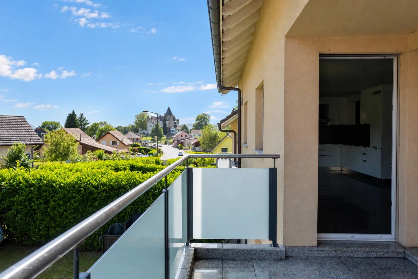 Spacious Apartment with Castle View - Photo 2 of 6