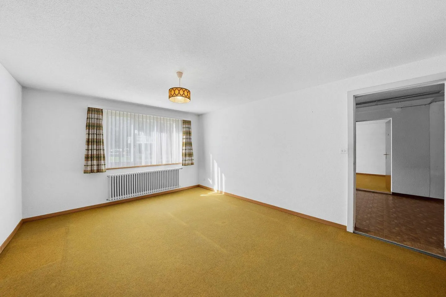 Casa unifamiliare con fienile - Foto 6 di 13