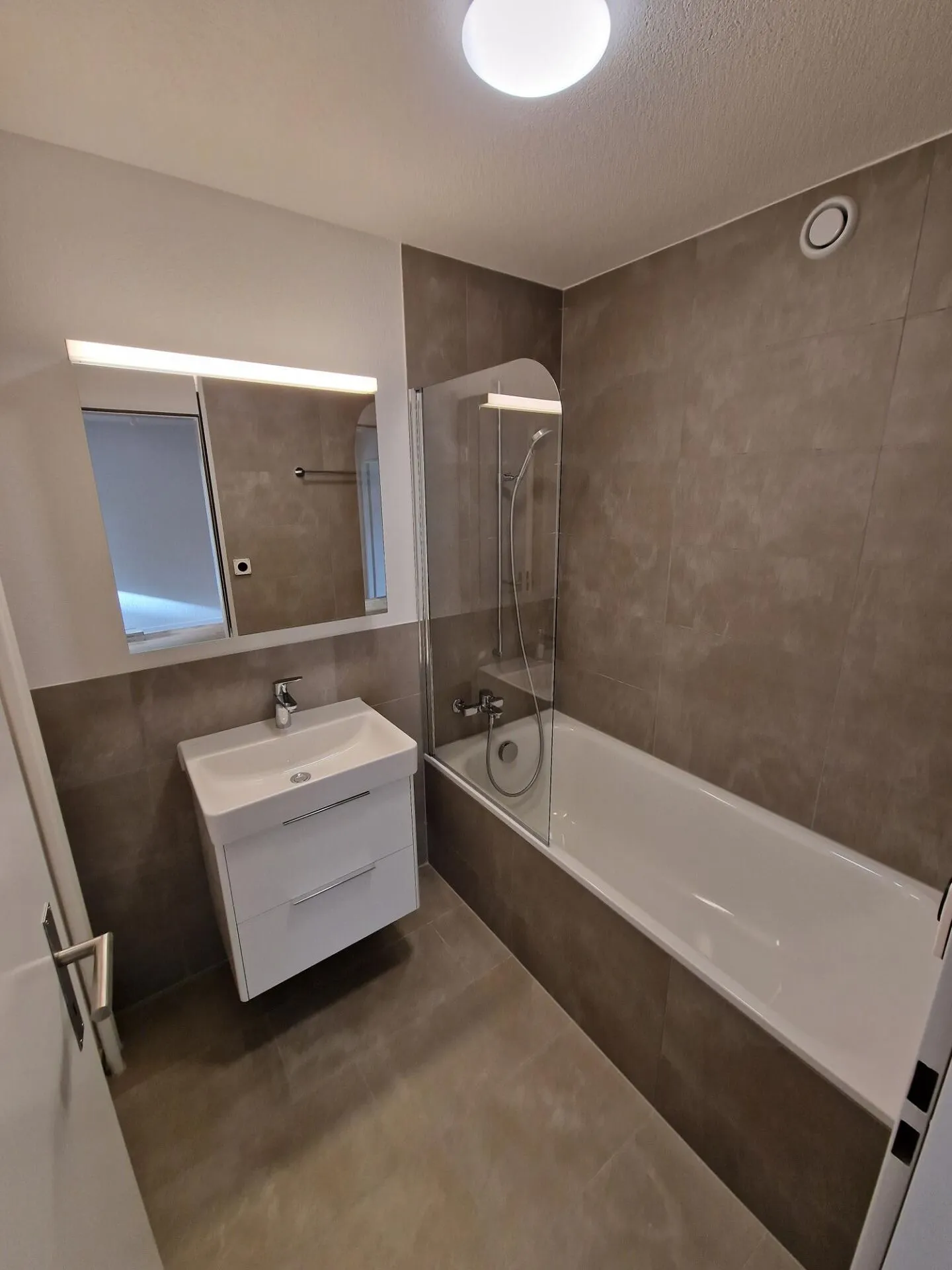 4.5 Room Apartment 100 m2 - Photo 5 of 20