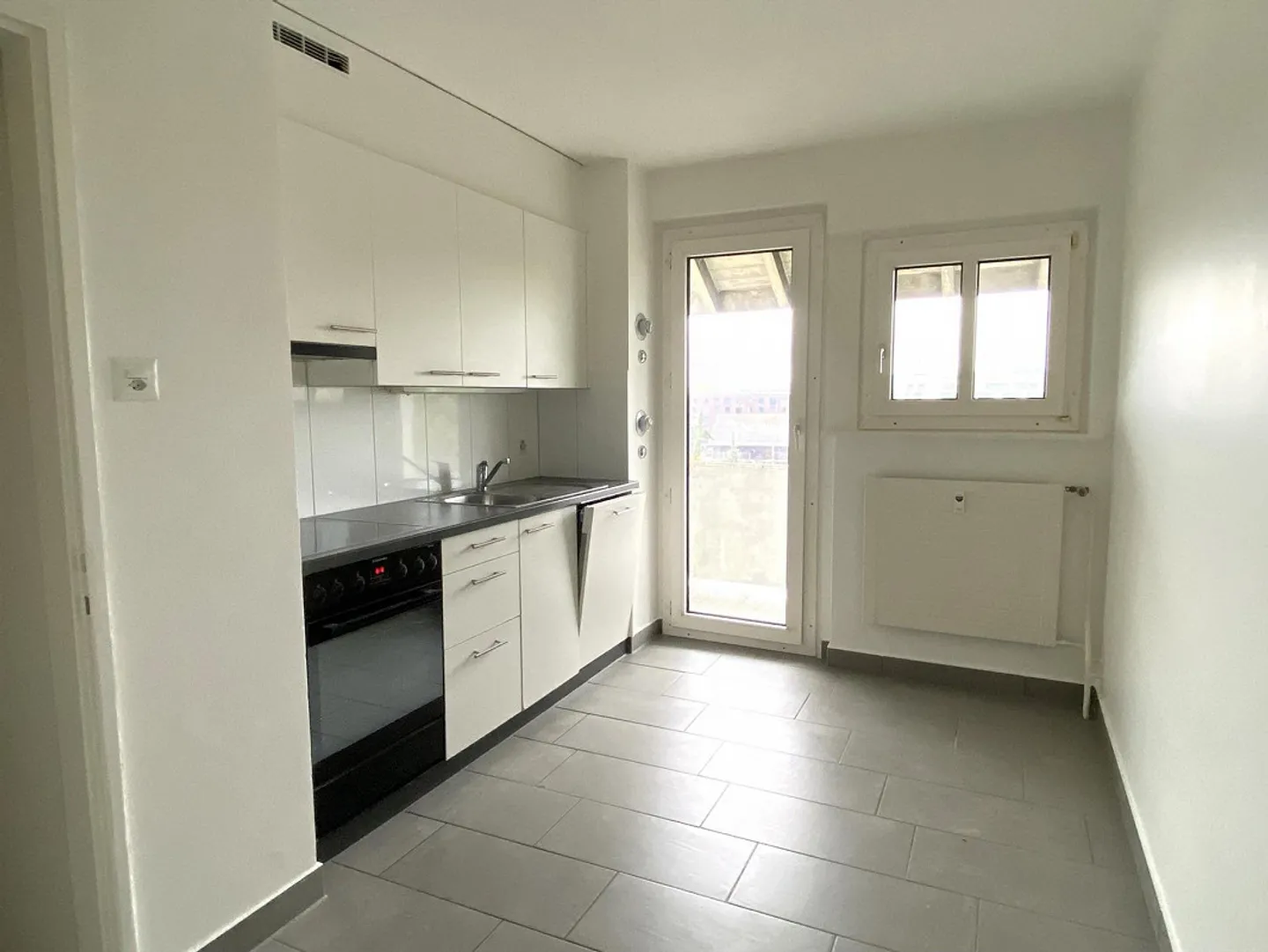 Geräumige 3-Zimmerwohnung in Basel - Foto 1 von 6