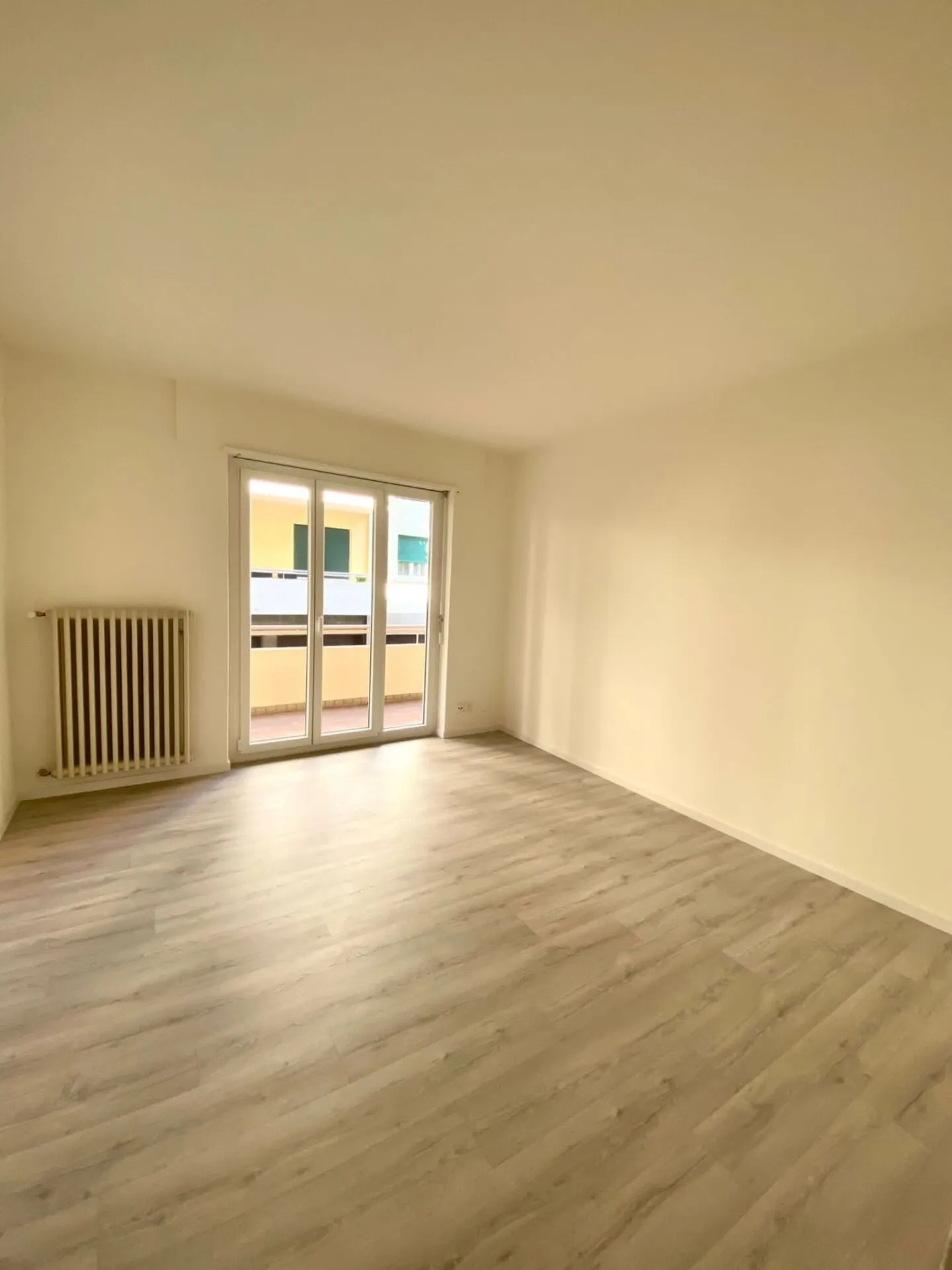 3 Rooms with Balcony - Photo 1 of 5
