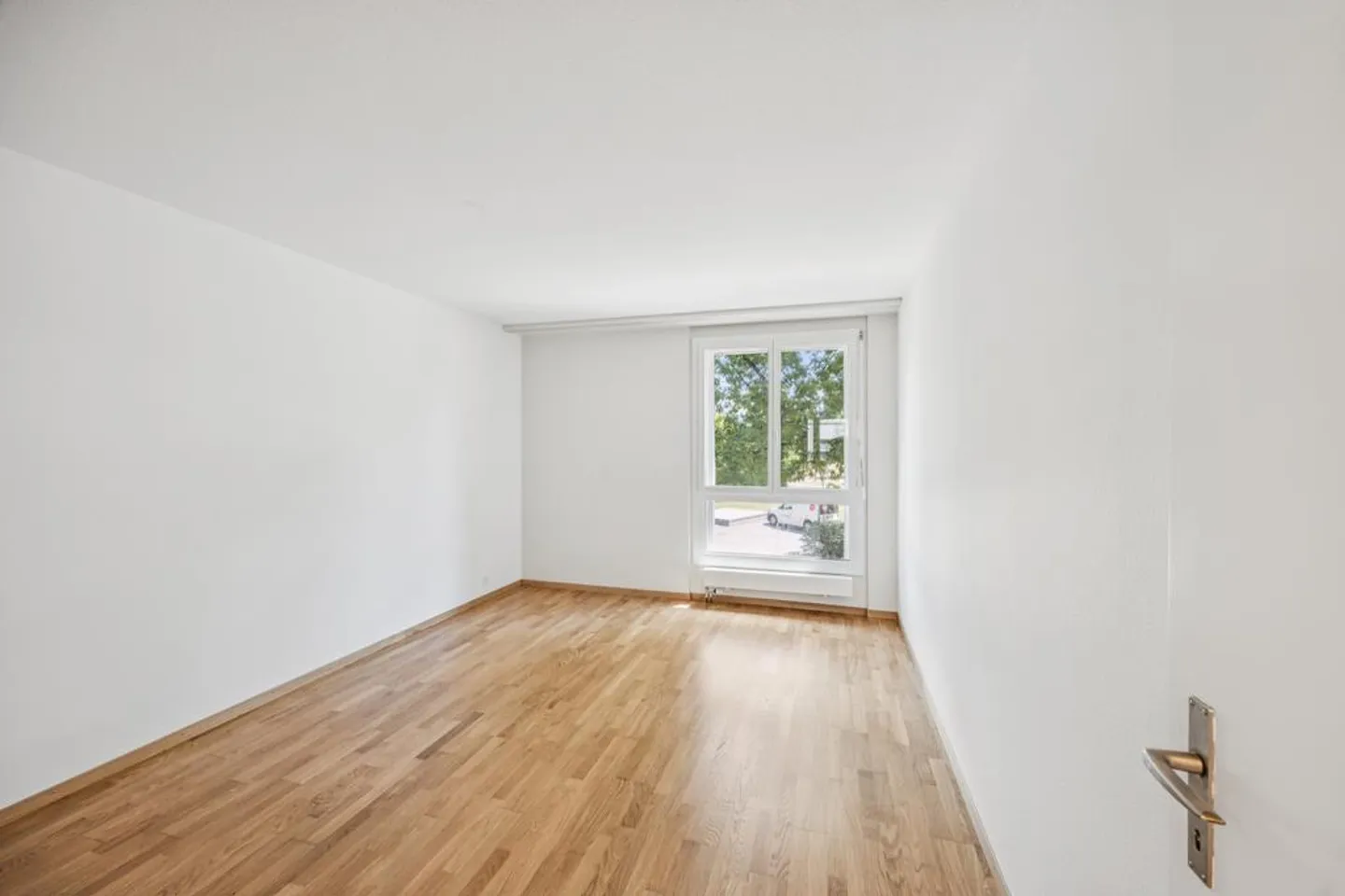 Living in a high-rise with a view - Photo 6 of 7
