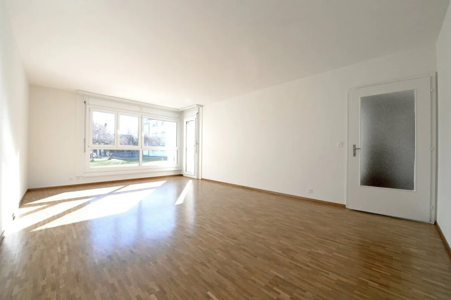 Appartement spacieux à Villars-sur-Glâne - Photo 2 sur 8