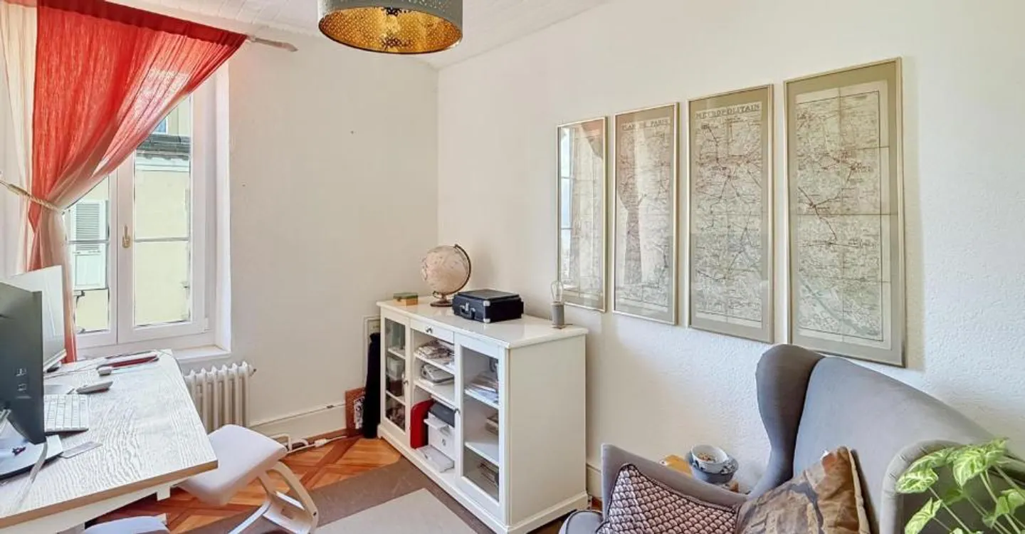 Exclusive Top Floor Apartment - Photo 6 of 10