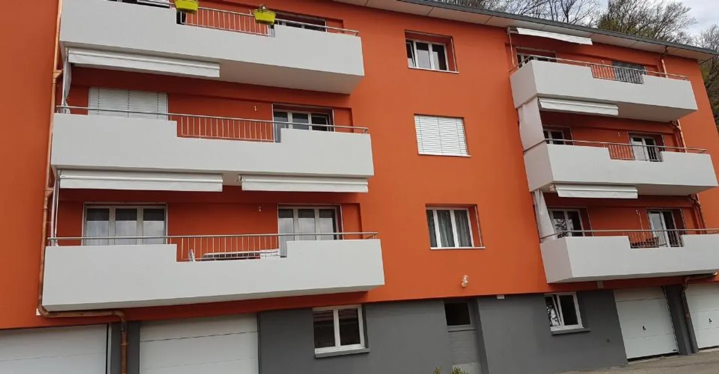 Geräumige 3,5-Zimmer-Wohnung im 1. Stock in Attalens - Foto 1 von 6