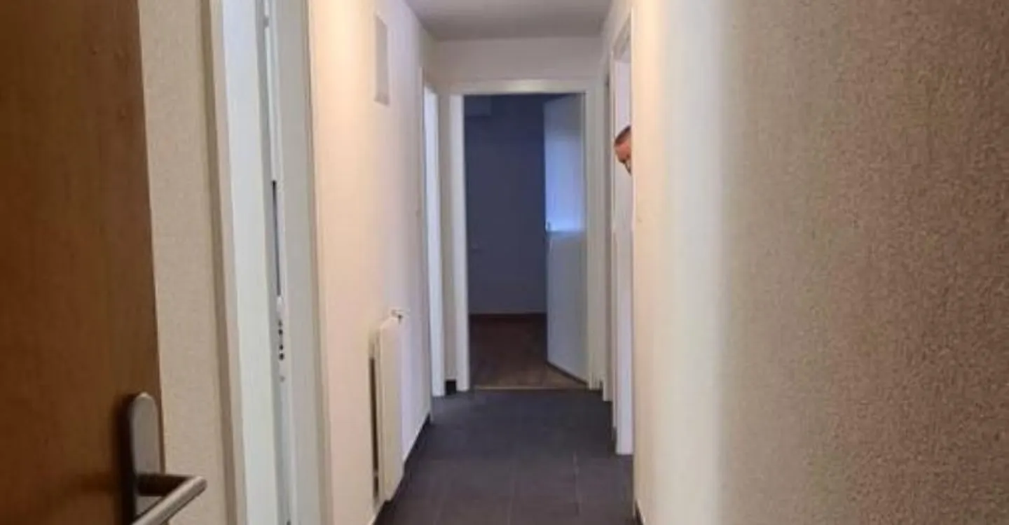 Geräumige 3,5-Zimmer-Wohnung im 1. Stock in Attalens - Foto 6 von 6
