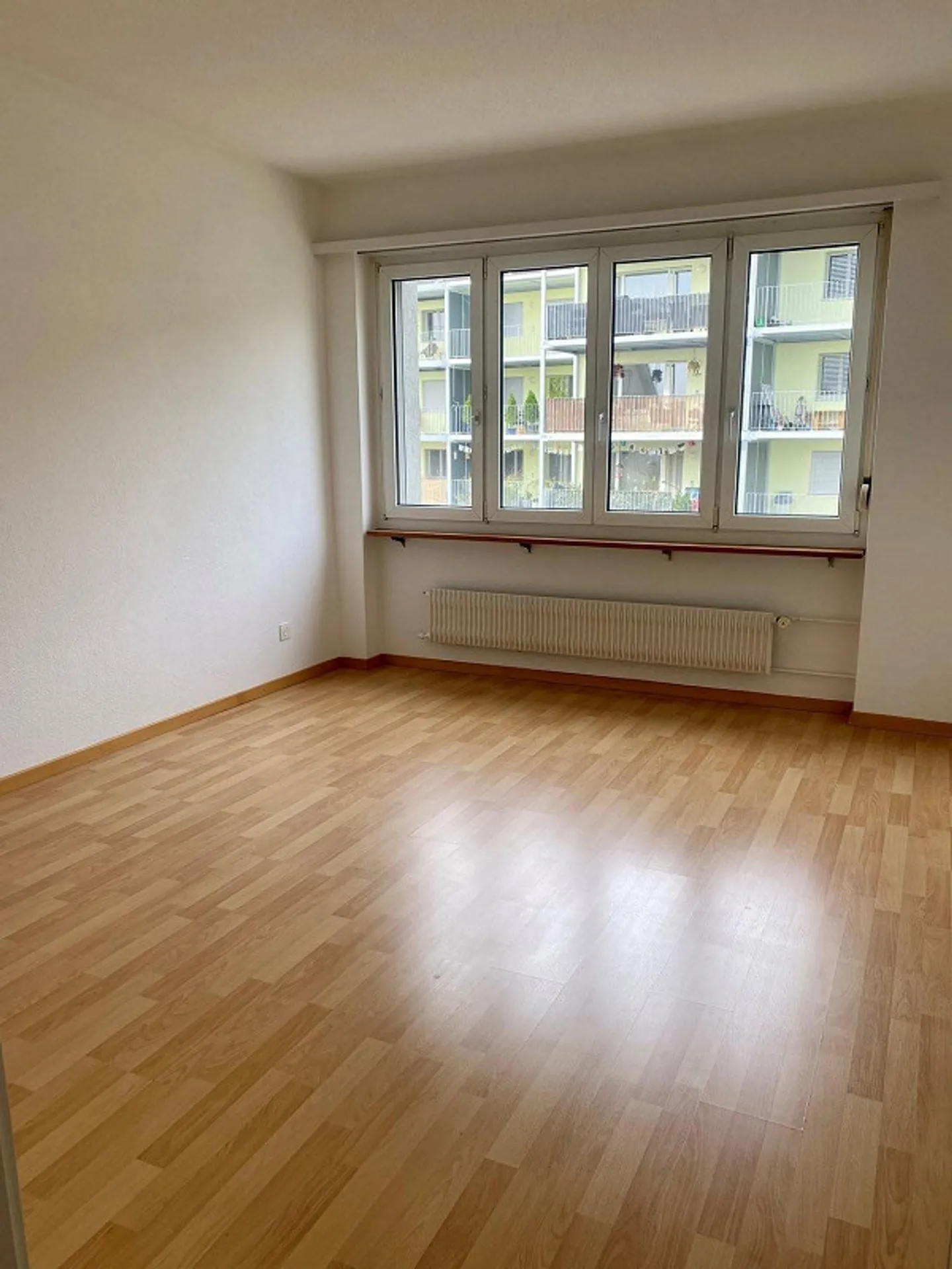 Spacious 3.5-room apartment with beautiful view for rent! - Photo 4 of 8