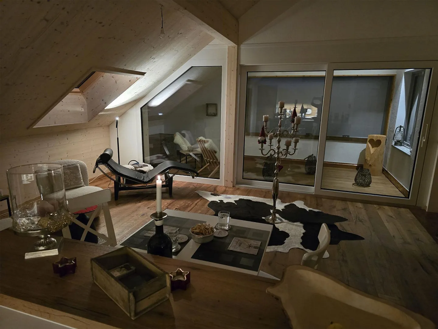Charming 4.5-room attic apartment - Photo 2 of 9
