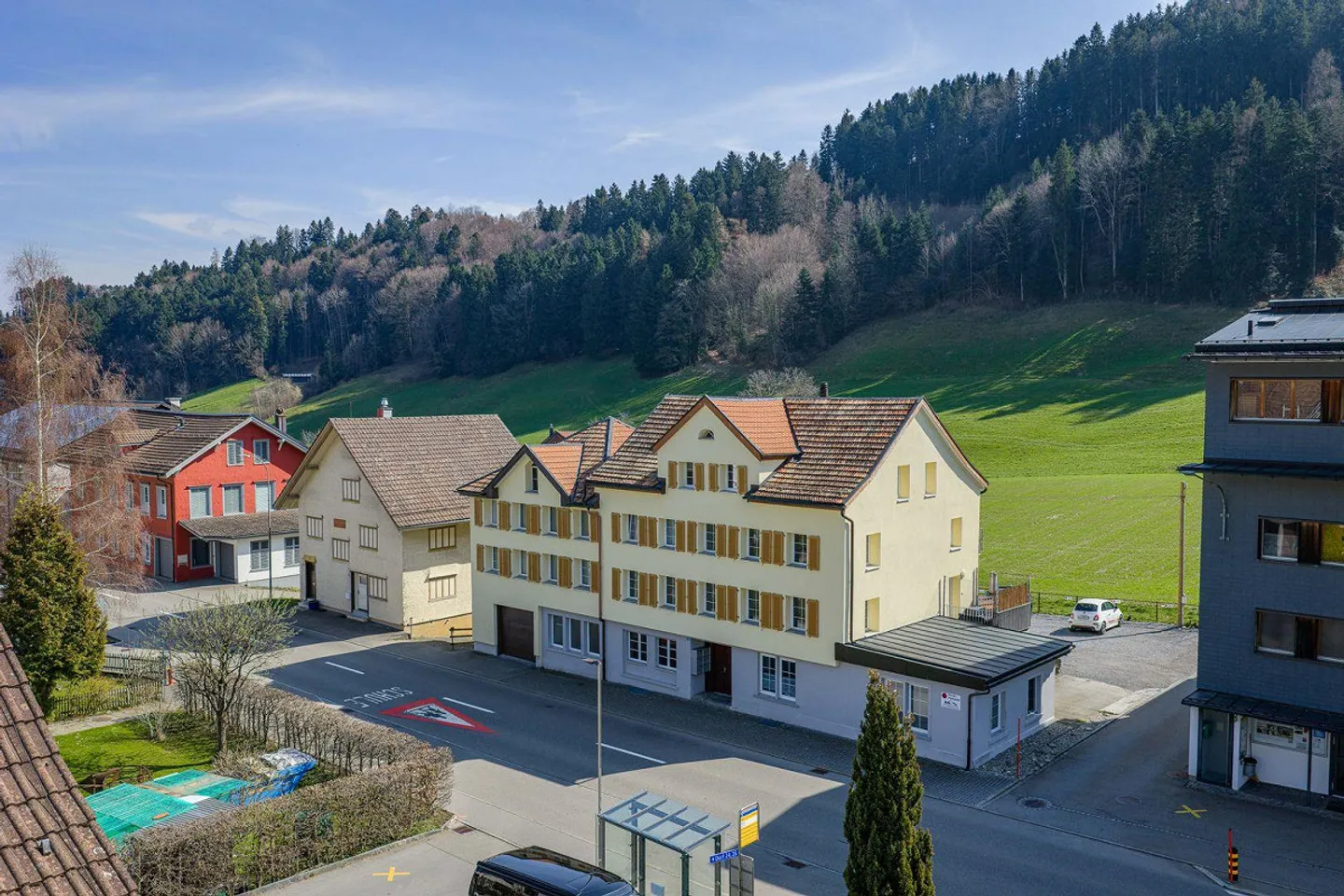 Appartamento 3.5 locali - Foto 2 di 13