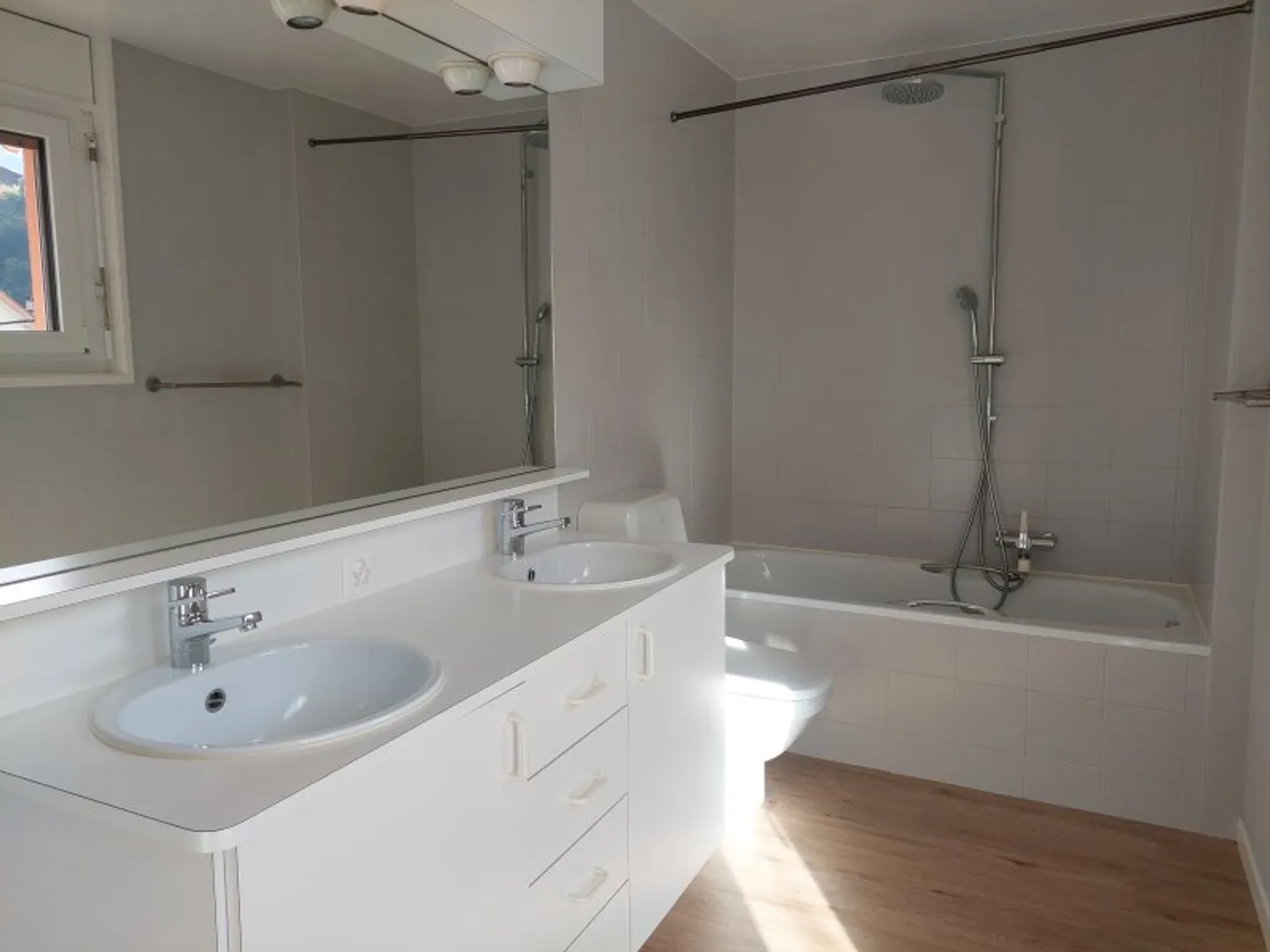 07428 - 5.5 room duplex apartment - Rue de la Tour 3B - Monthey - Photo 5 of 8