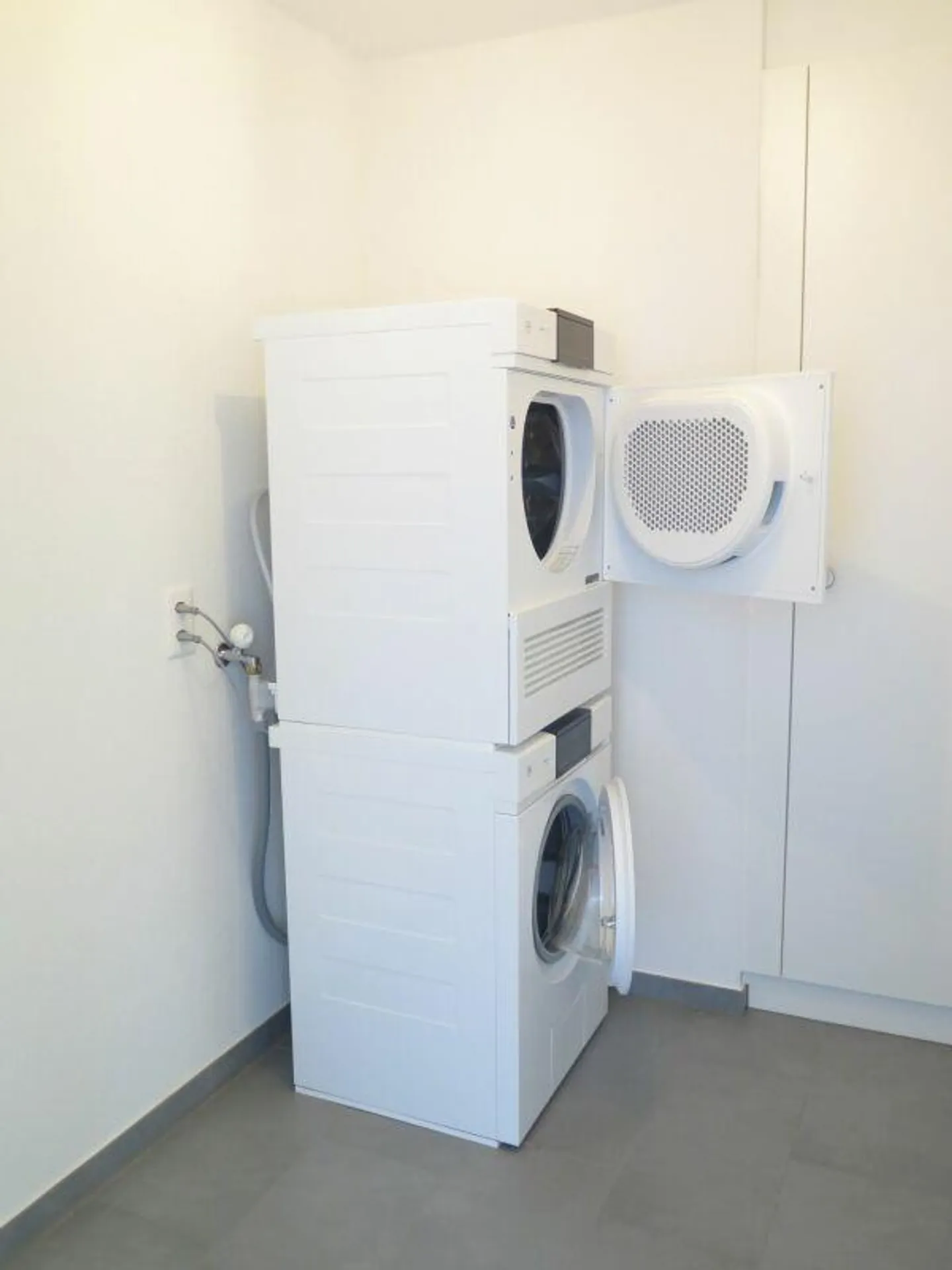 Modernes 2.5 Zimmer Apartment in Brugg - Foto 8 von 10