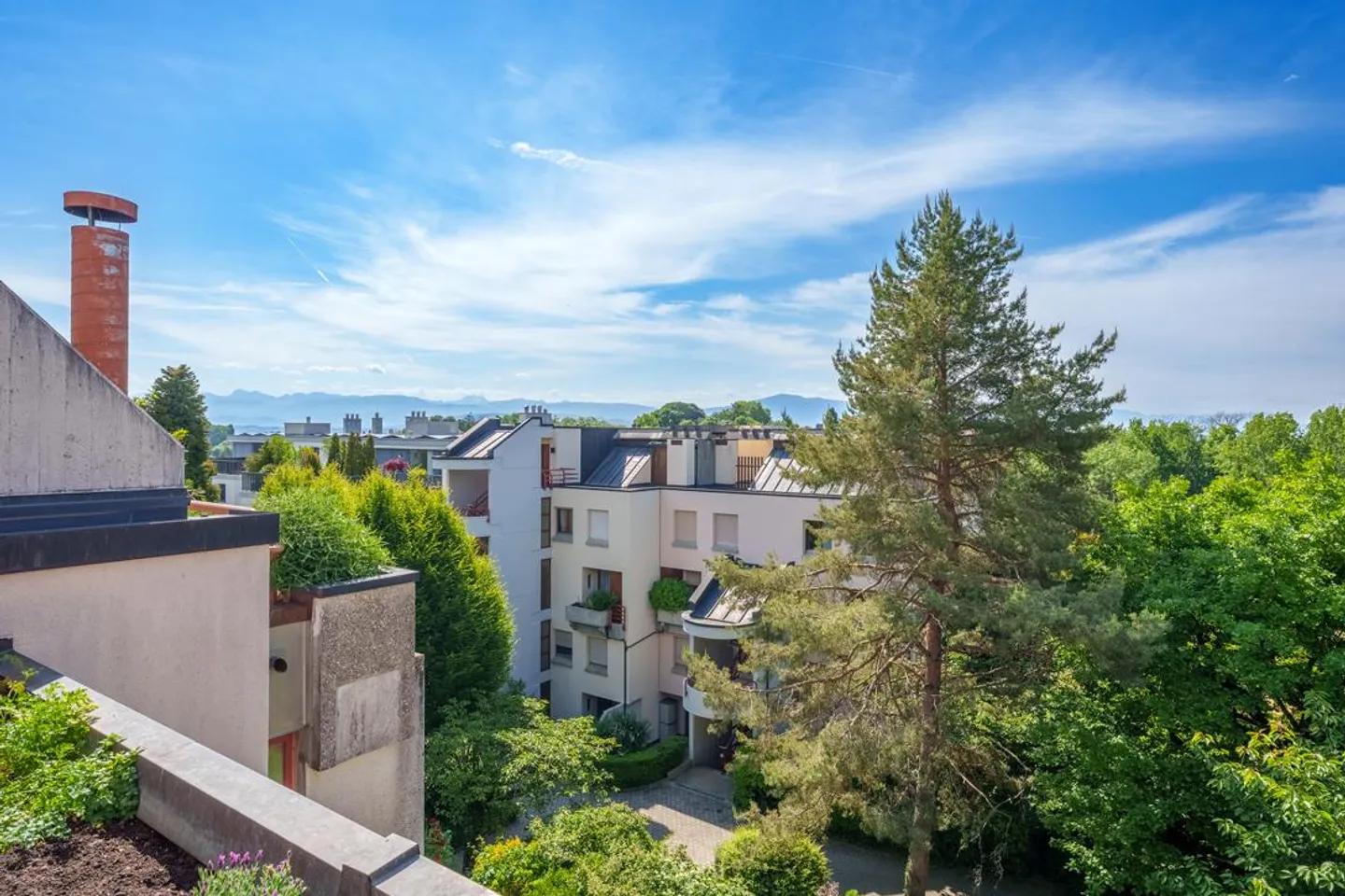 Un bel appartamento di 6,5 locali in triplex a Nyon - Foto 5 di 9