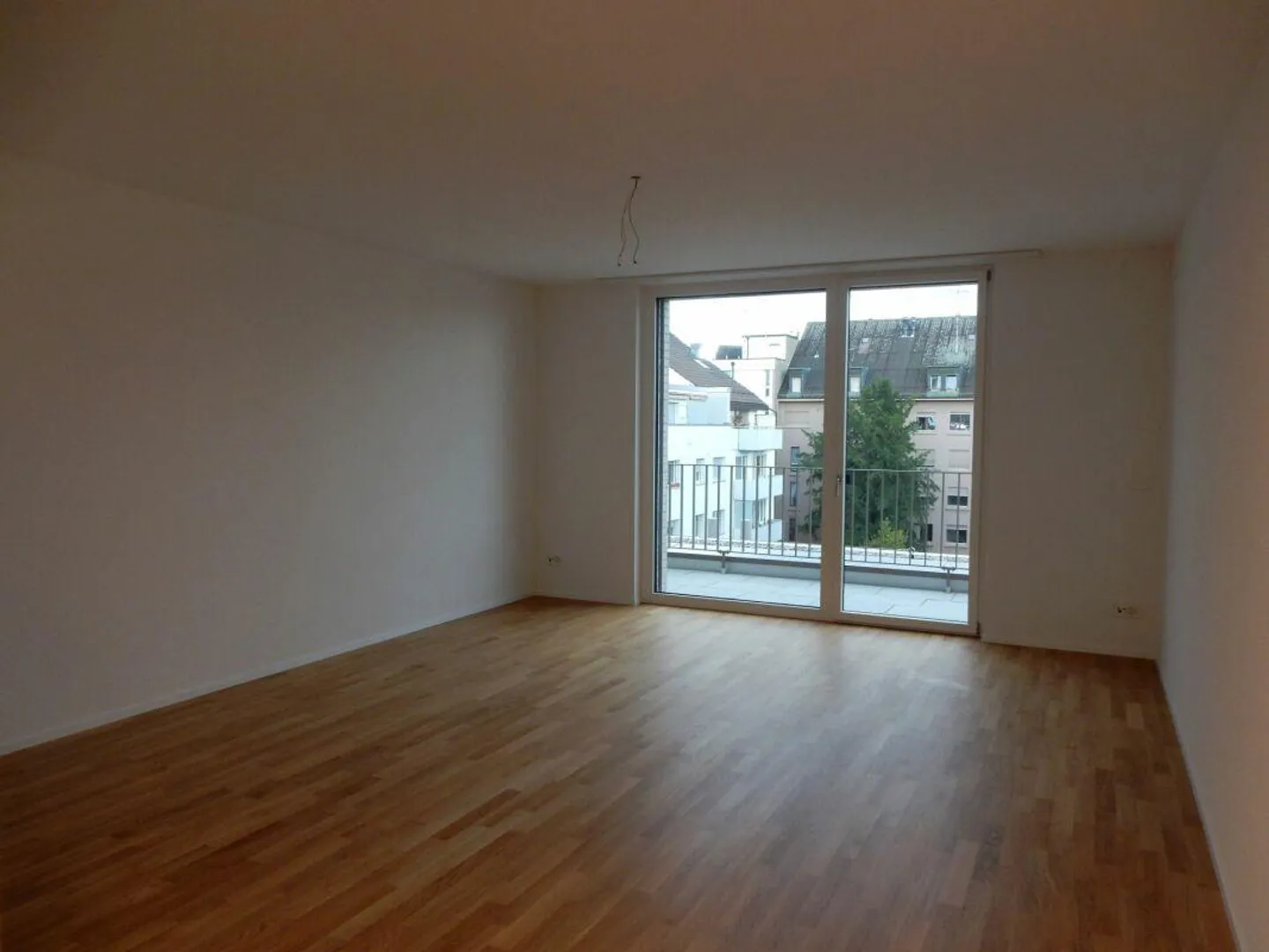 Modern Apartment with Balcony - Photo 2 of 6