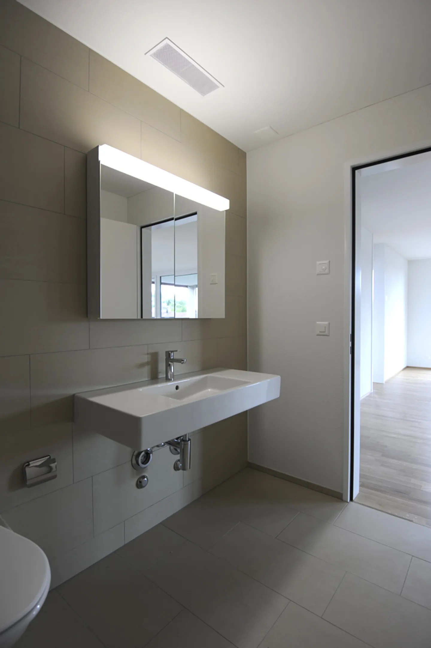 Pleasant indoor climate in the middle of Uster! - Photo 4 of 8