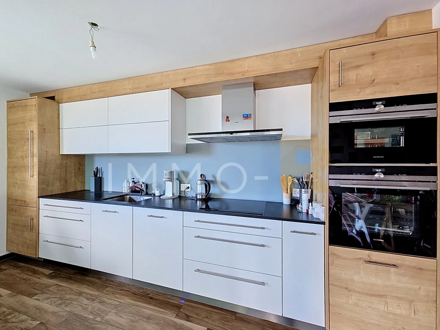 Charmante und geräumige 4,5 Zimmer mit Loggia - Foto 5 von 12