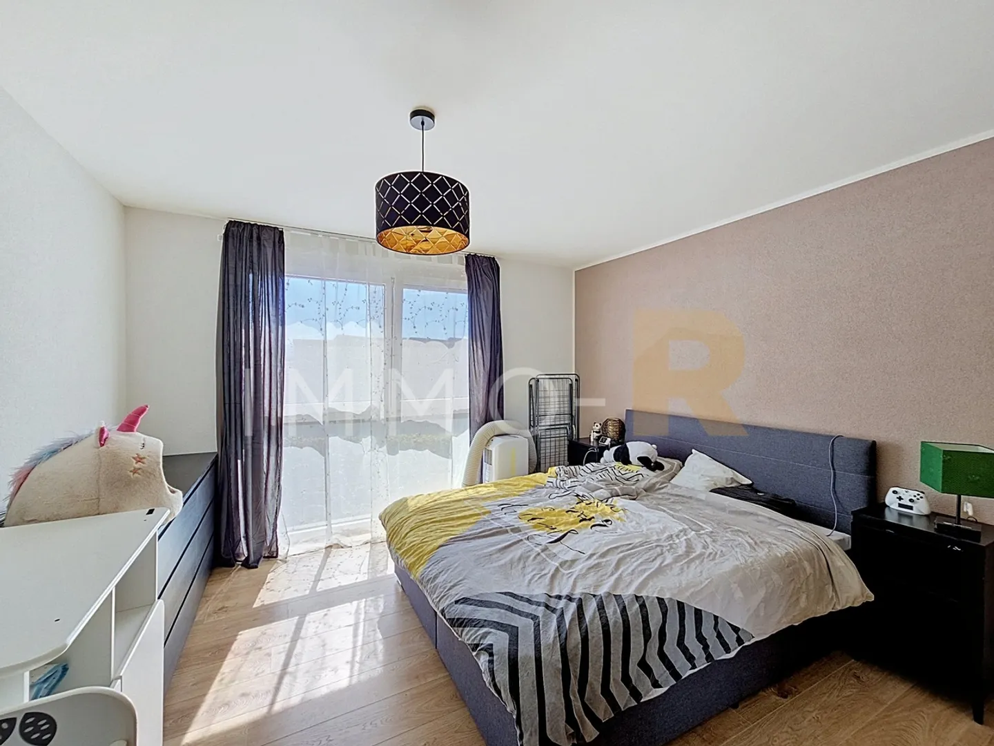 Charmante und geräumige 4,5 Zimmer mit Loggia - Foto 10 von 12
