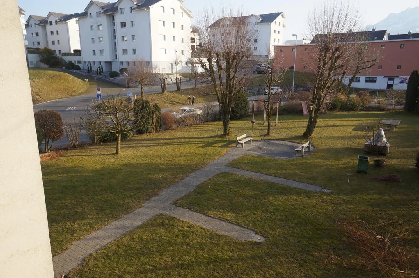 3.5-Room Apartment, 5th Floor - Photo 2 of 3