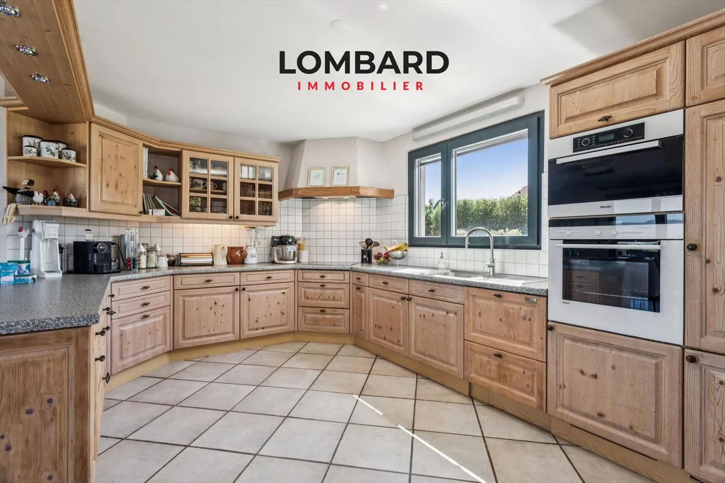 Villa 6,5 Zimmer - Foto 3 von 8