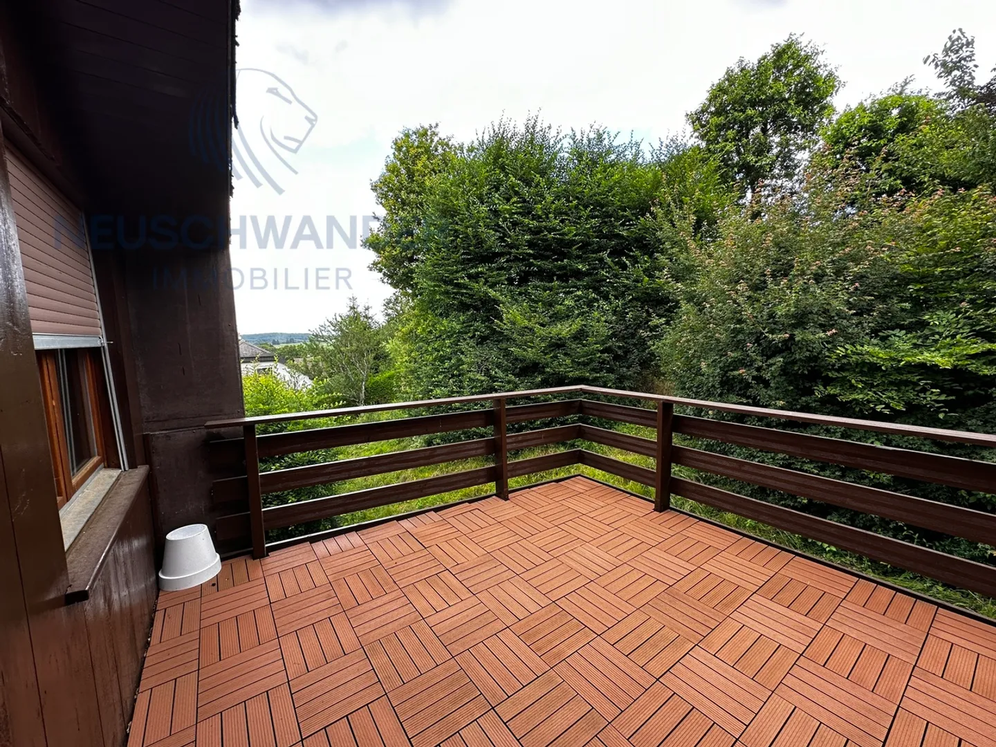 Beautiful house with winter garden ideally located - Photo 7 of 8