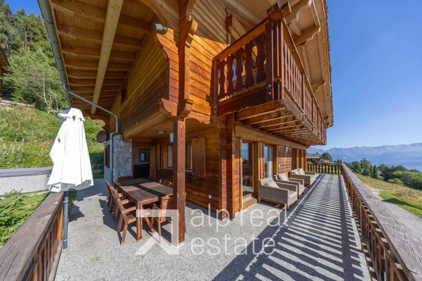 Magnifico chalet con area benessere - Foto 8 di 10