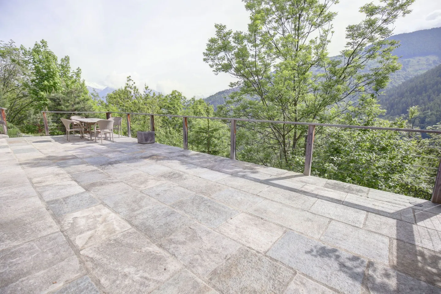 Magnificent Chalet in Nature with Winter Garden! - Photo 34 of 42