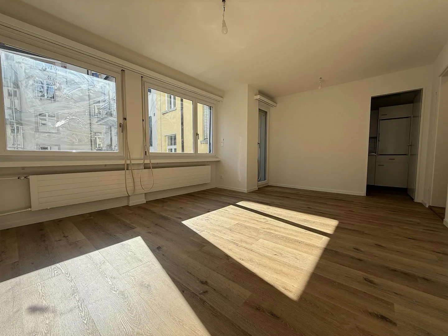 Central 1.0 Room City Apartment with Balcony - Photo 2 of 6