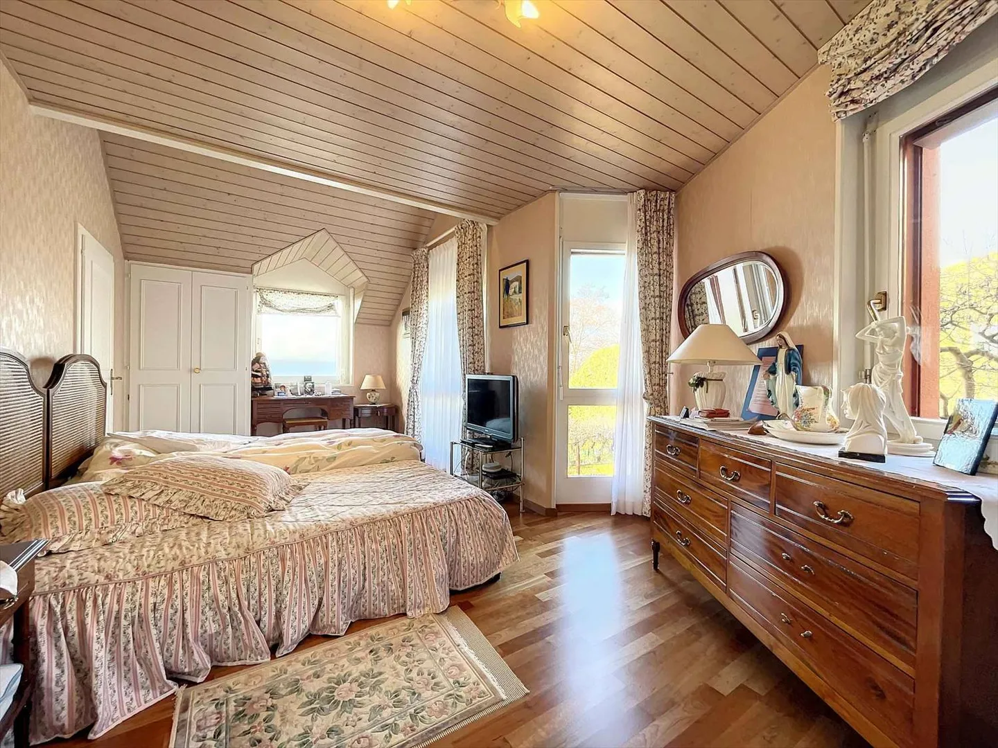 Villa individuelle de 6,5 pièces avec vue panoramique sur le lac Léman - Photo 8 sur 12