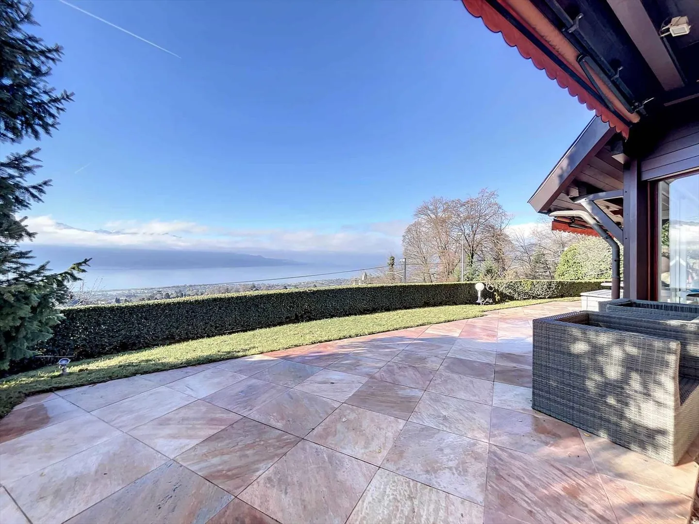 Villa individuelle de 6,5 pièces avec vue panoramique sur le lac Léman - Photo 11 sur 12