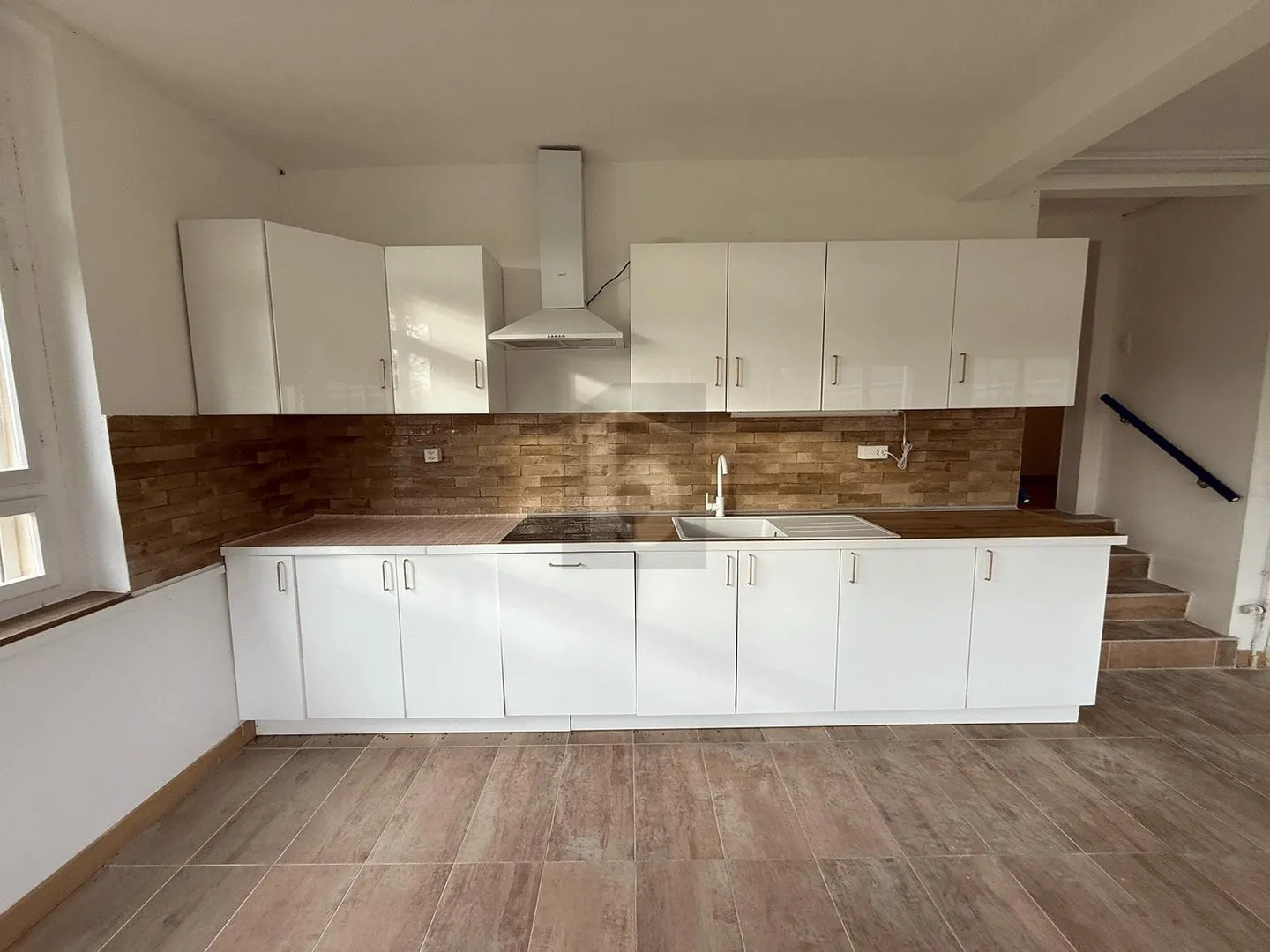 SPAZIOSO E LUMINOSO - Foto 3 di 4