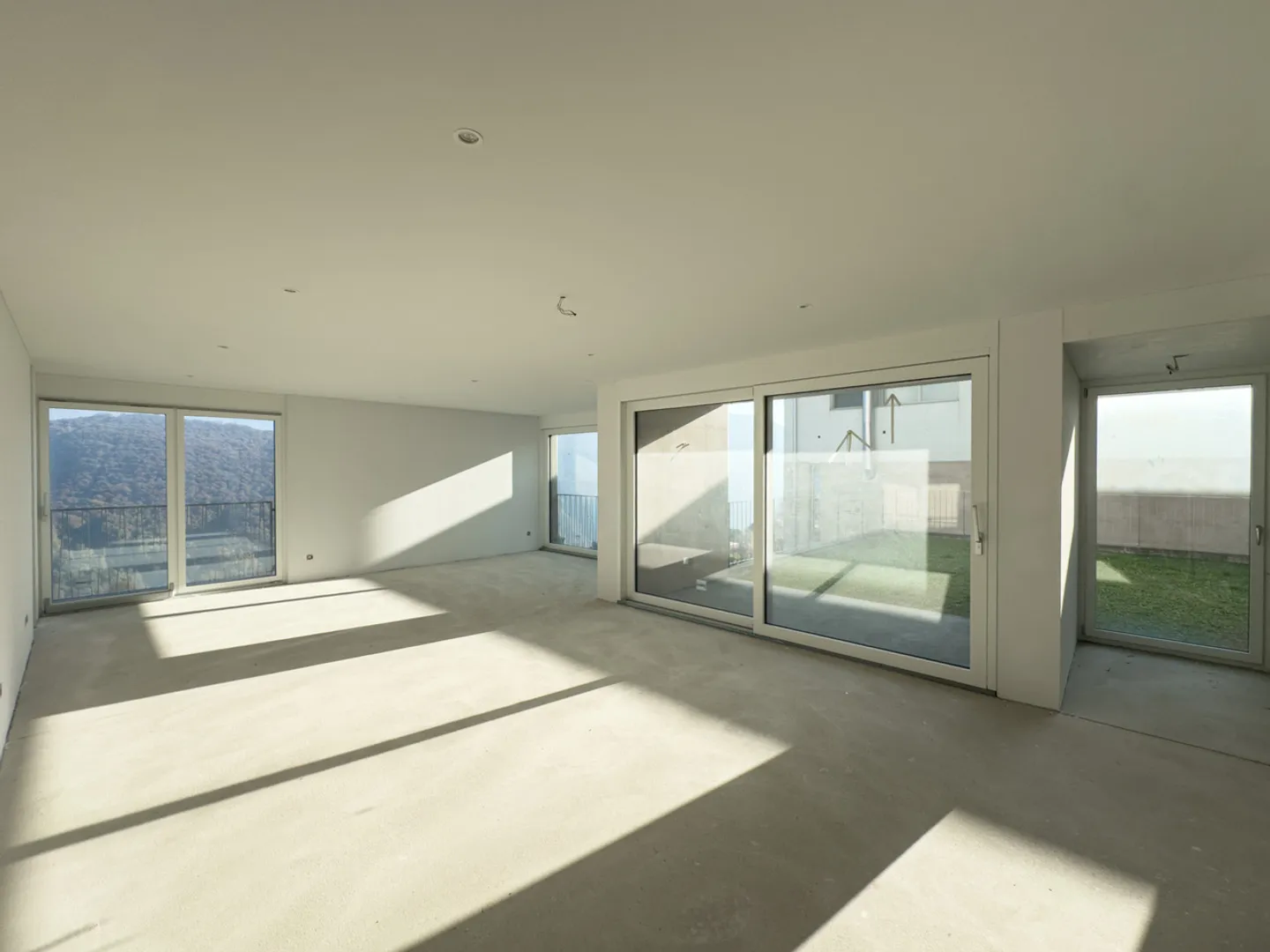 Villa con giardino ad Agra - Foto 3 di 13