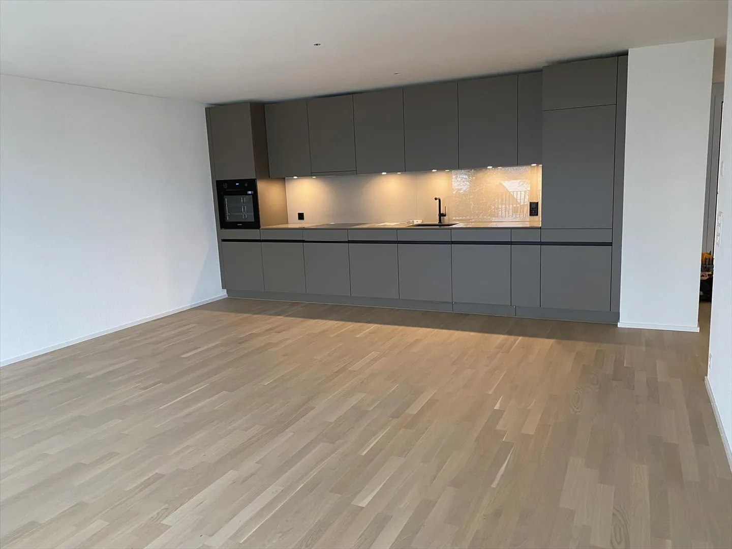 Vivere moderno a Dübendorf! - Foto 4 di 10