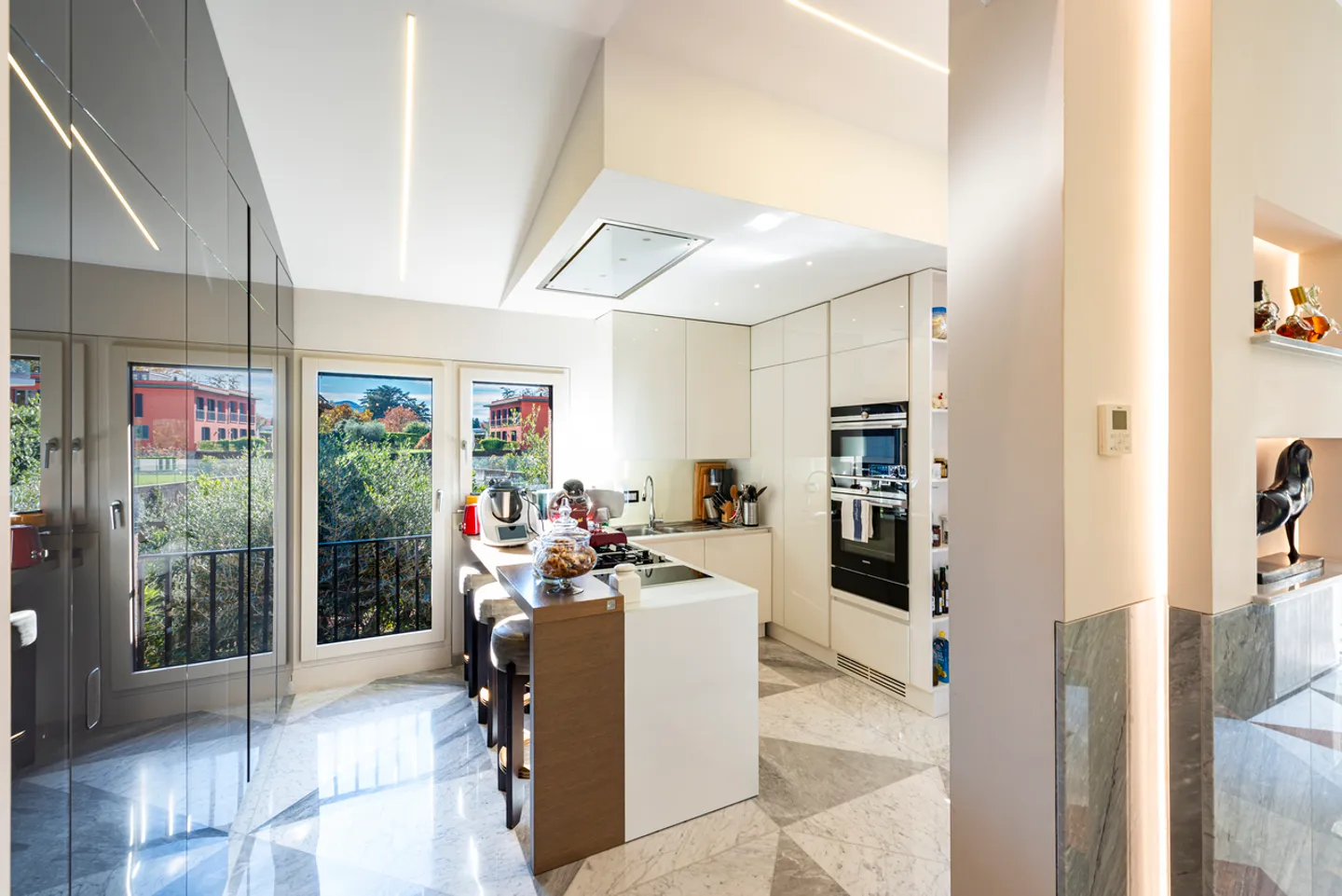 Elegante Appartamento Triplex a Lugano - Foto 12 di 23
