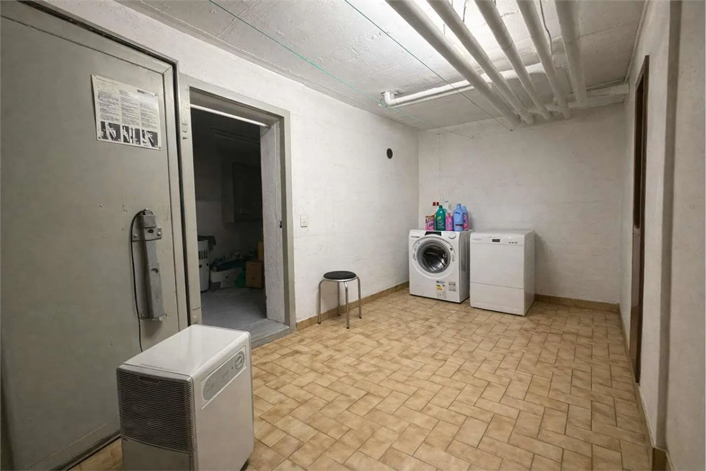 Casa a schiera luminosa con giardino - Foto 9 di 13