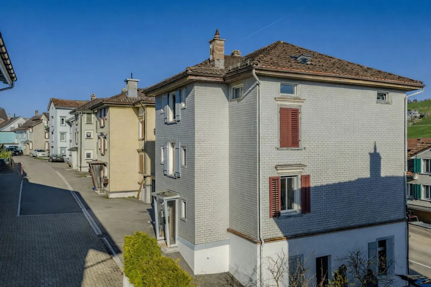 Compact Multi-Family House with 5% Gross Yield in Degersheim - Photo 12 of 13