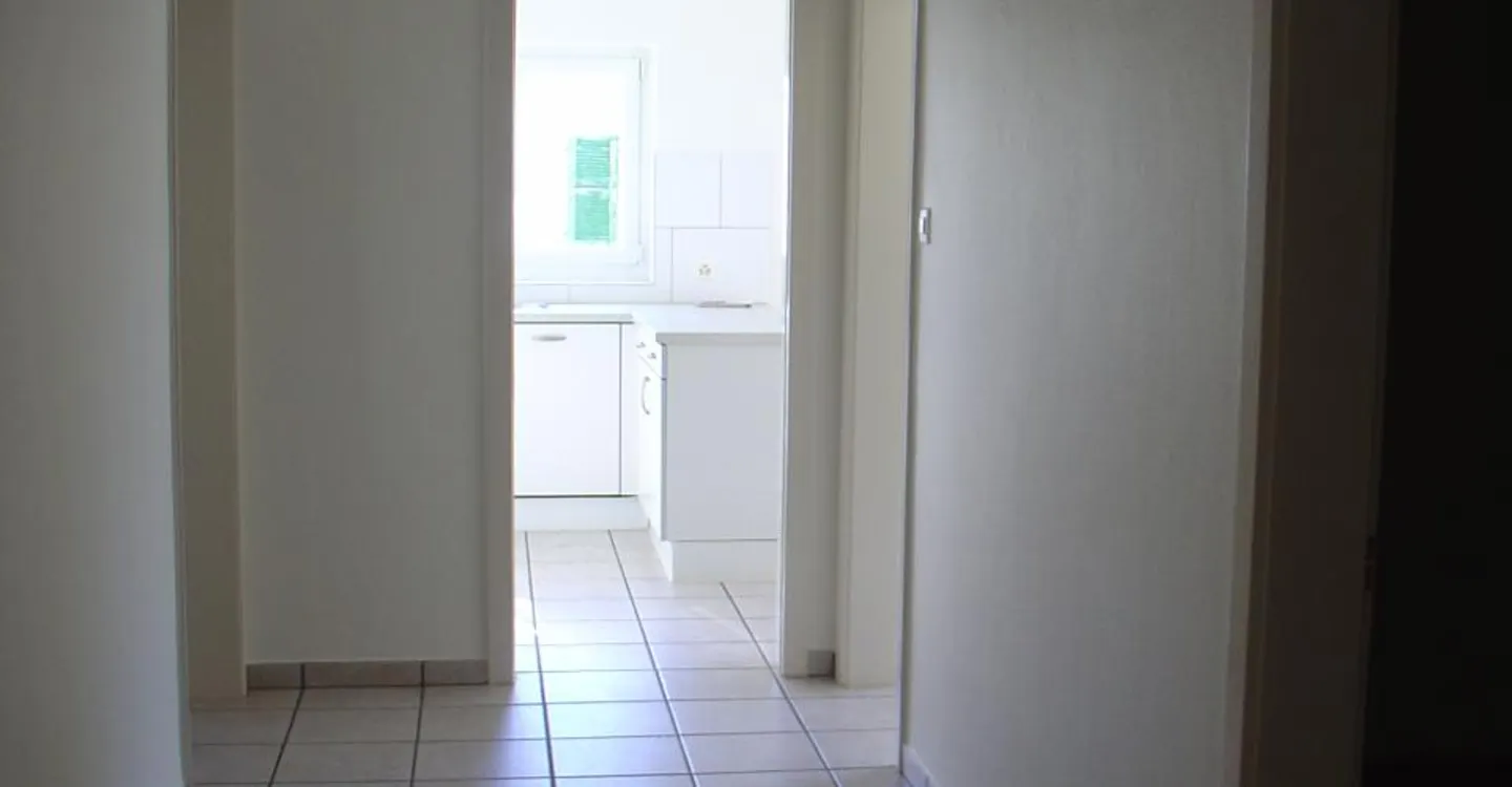 Wohnung befindet sich in einem kleinen Gebäude mit 2 Wohnungen. - Foto 9 von 11