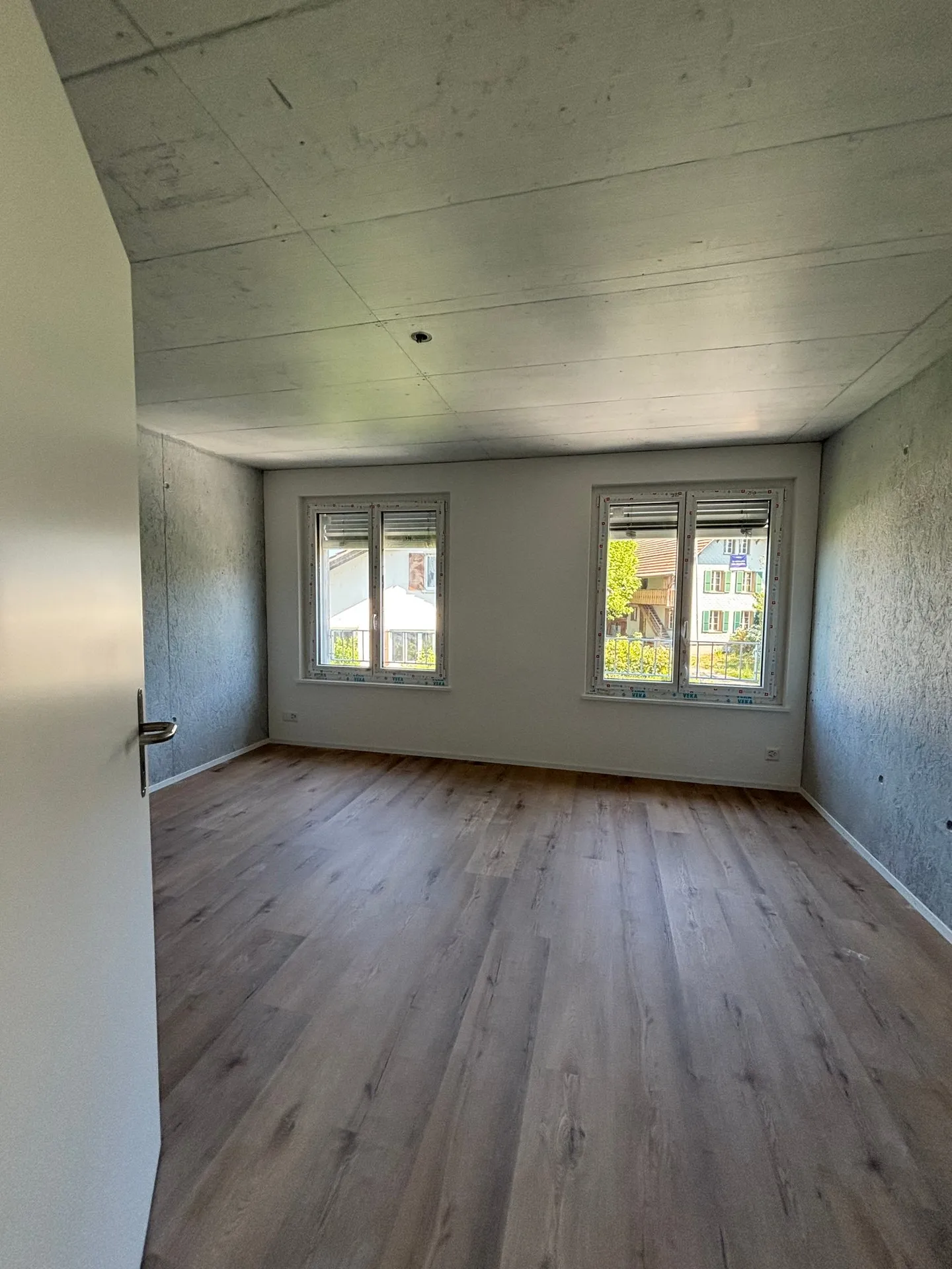 Modernes 4.5-Zimmer-Apartment in Kallnach - Foto 5 von 10