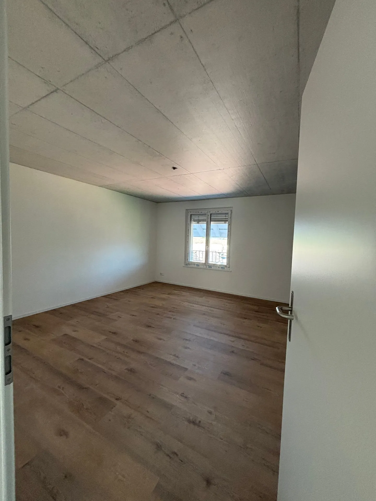 Modernes 4.5-Zimmer-Apartment in Kallnach - Foto 7 von 10