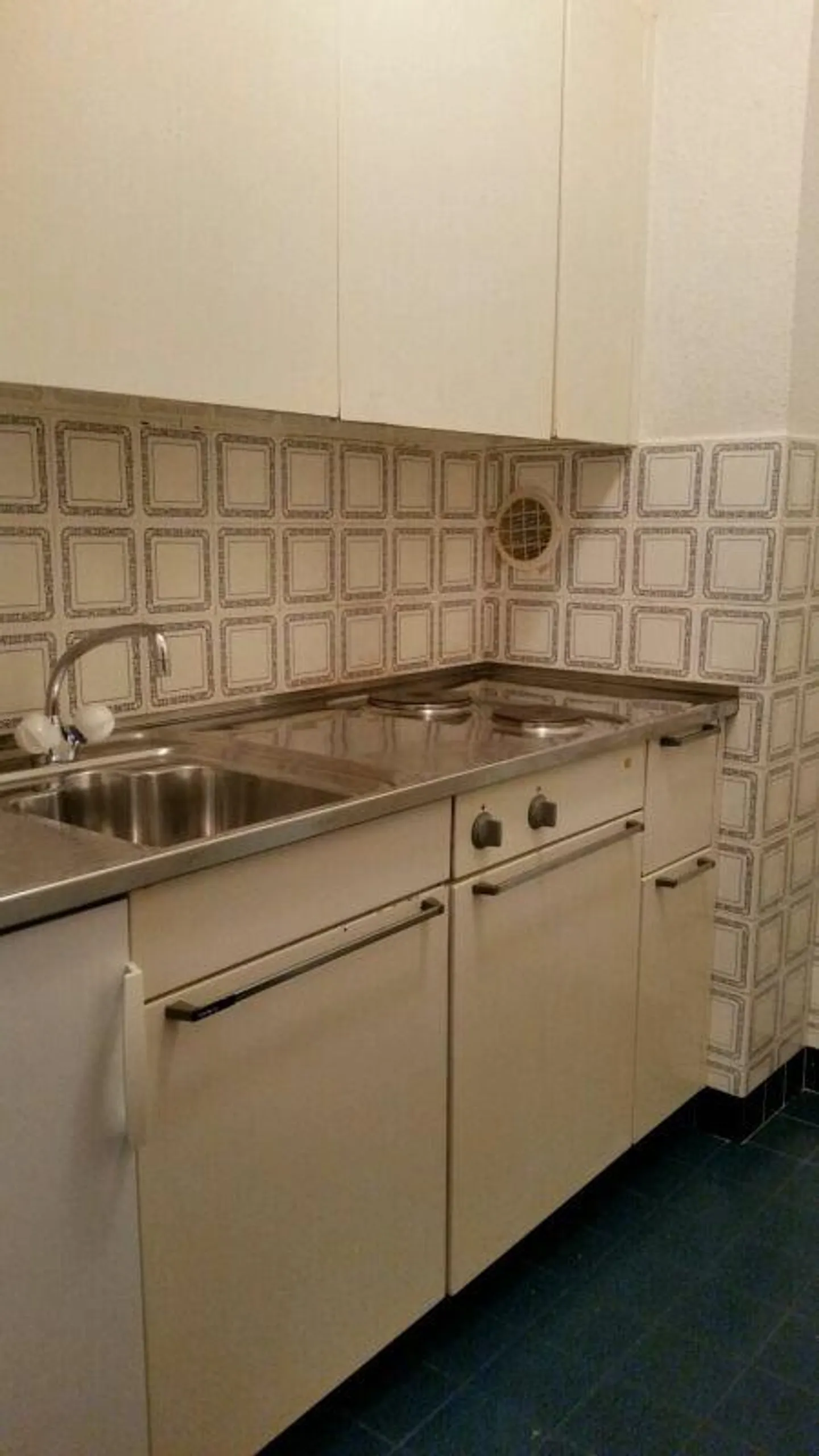 Beautiful apartment in the most central location - Ideal for singles/students or... - Photo 4 of 6