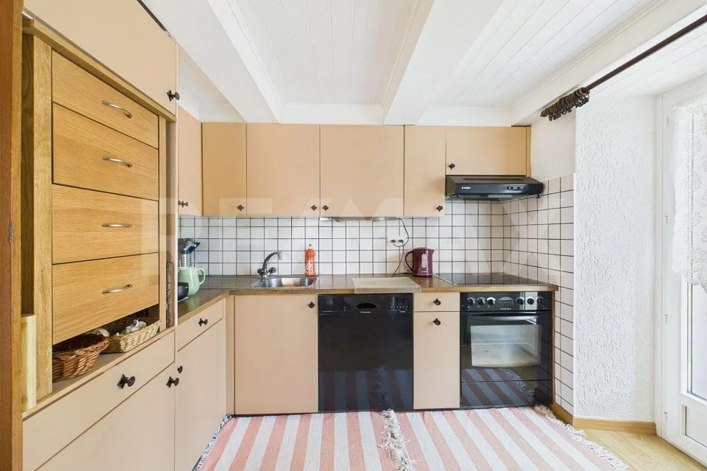 Appartamento 5½ locali con giardino, splendida vista aperta e nuove dotazioni - Foto 9 di 13