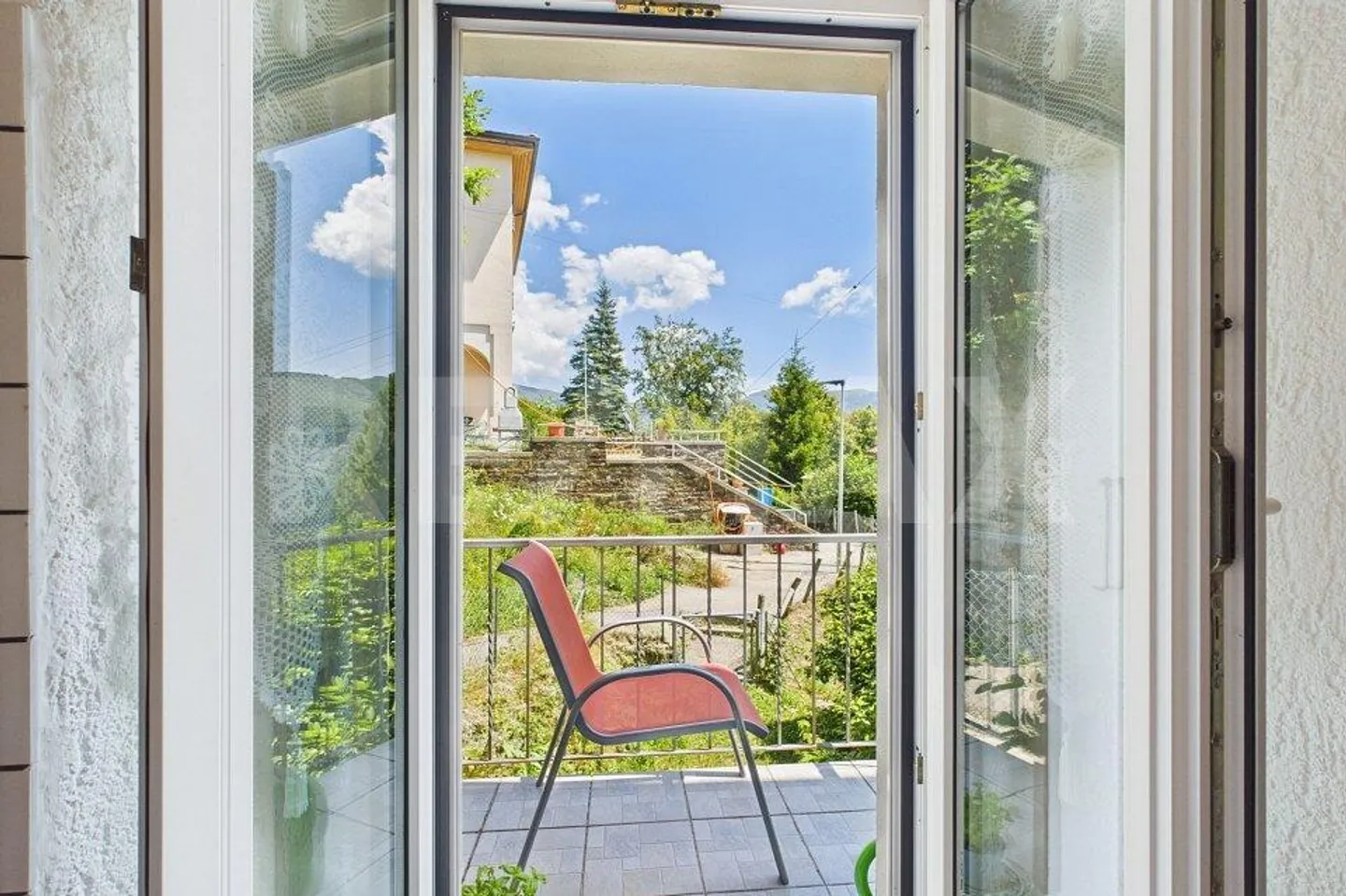 Appartamento 5½ locali con giardino, splendida vista aperta e nuove dotazioni - Foto 10 di 13