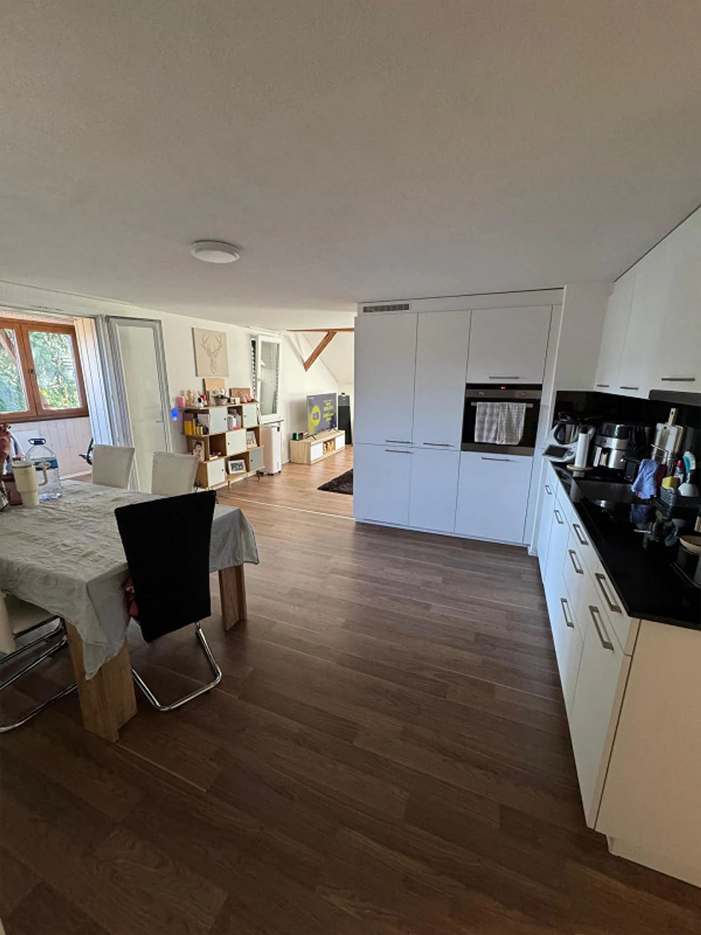 Attractive 3.5-room apartment on the 2nd floor with balcony and parking space - Photo 5 of 8