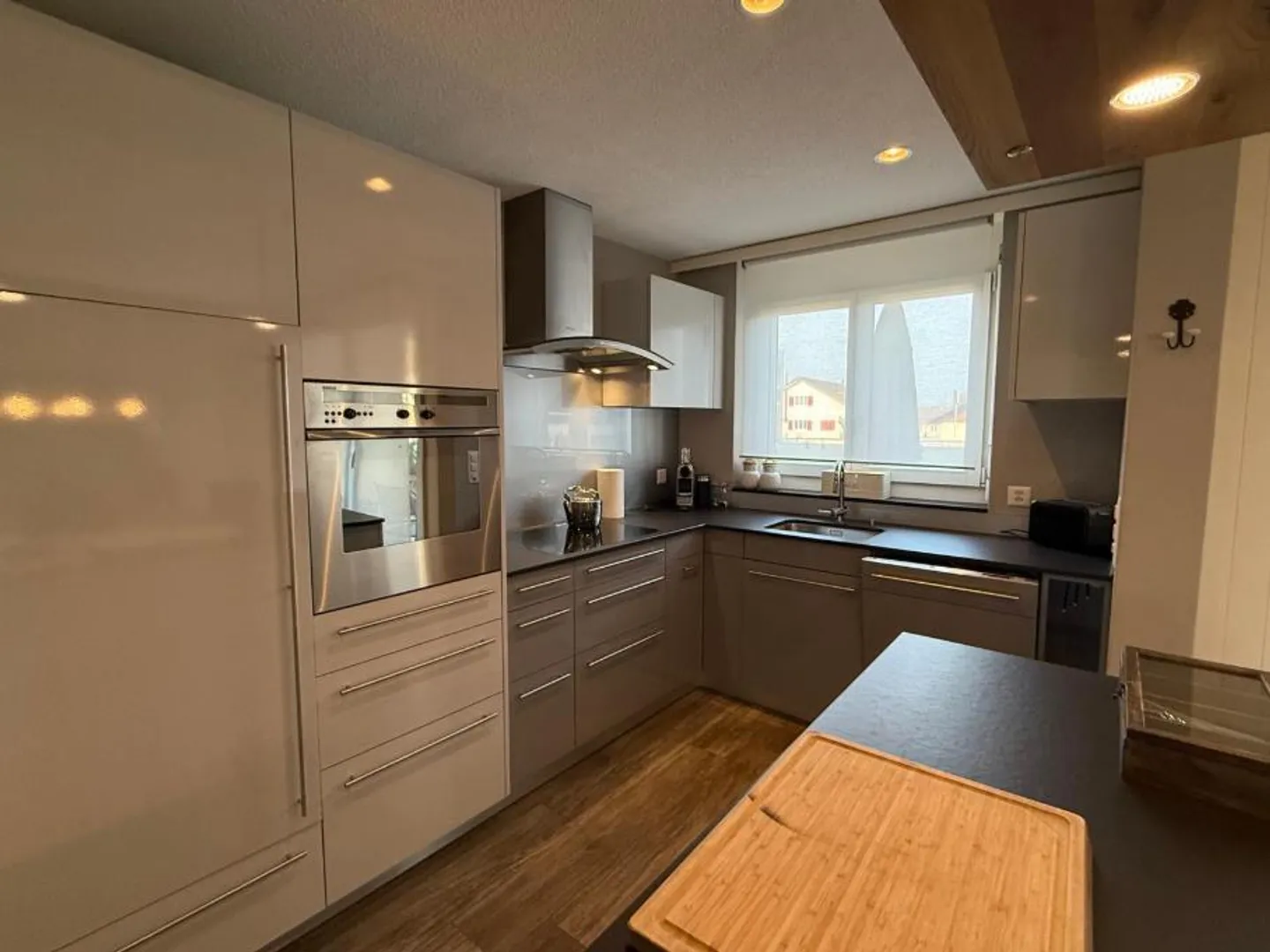 Exclusive ground floor apartment for rent - Photo 2 of 9