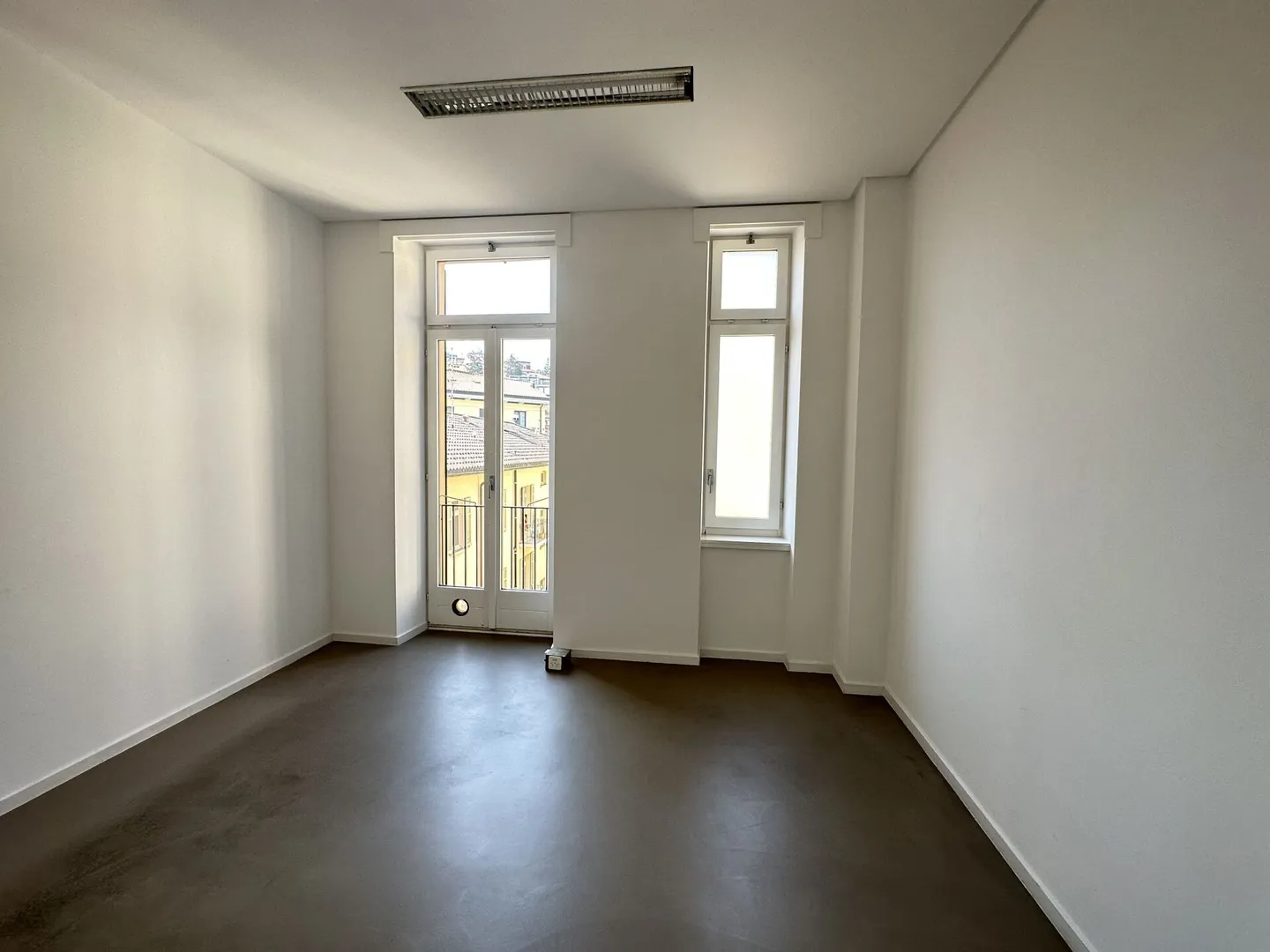 Ufficio di 232 m² nel centro di Lugano - Foto 4 di 5