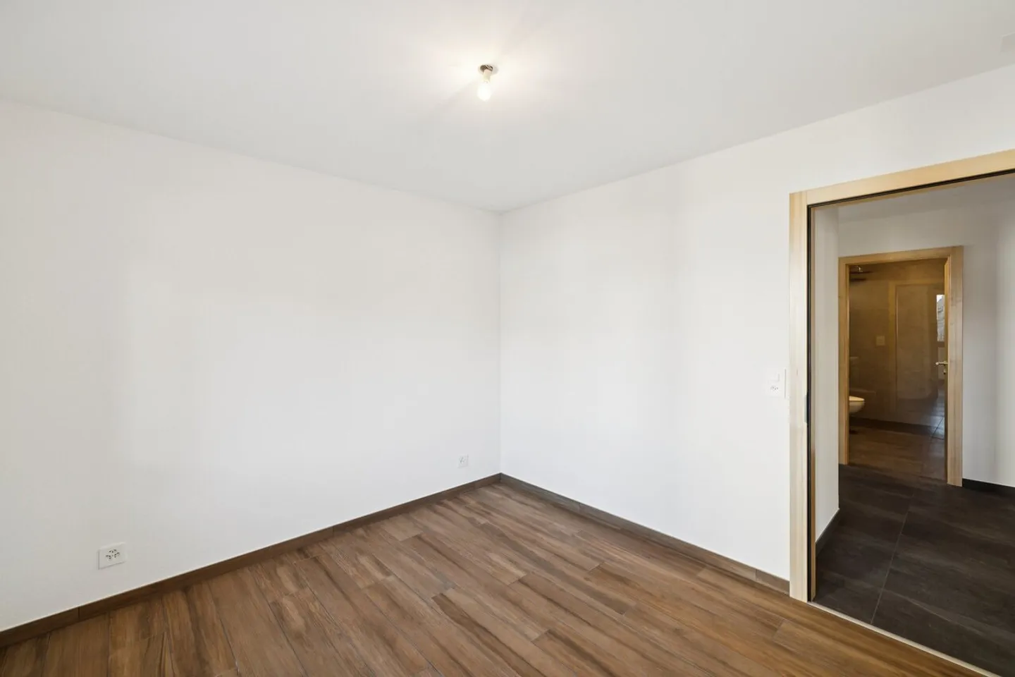 Appartement récent disponible en résidence secondaire ! - Photo 8 sur 8