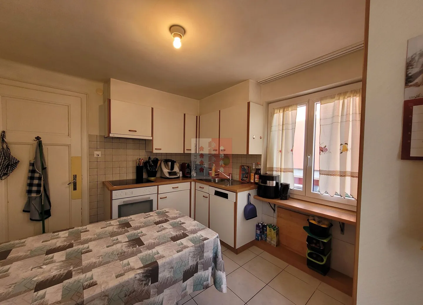 3.5 rooms rented and close to the city center - Photo 6 of 18