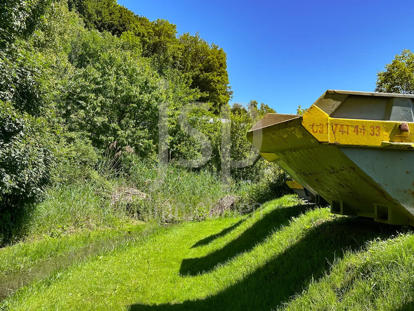 Commercial property with penthouse apartment in Neuenegg - Photo 7 of 33