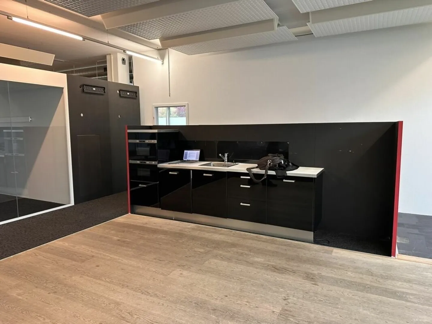 Commercial Space in Ideal Location - Photo 5 of 13