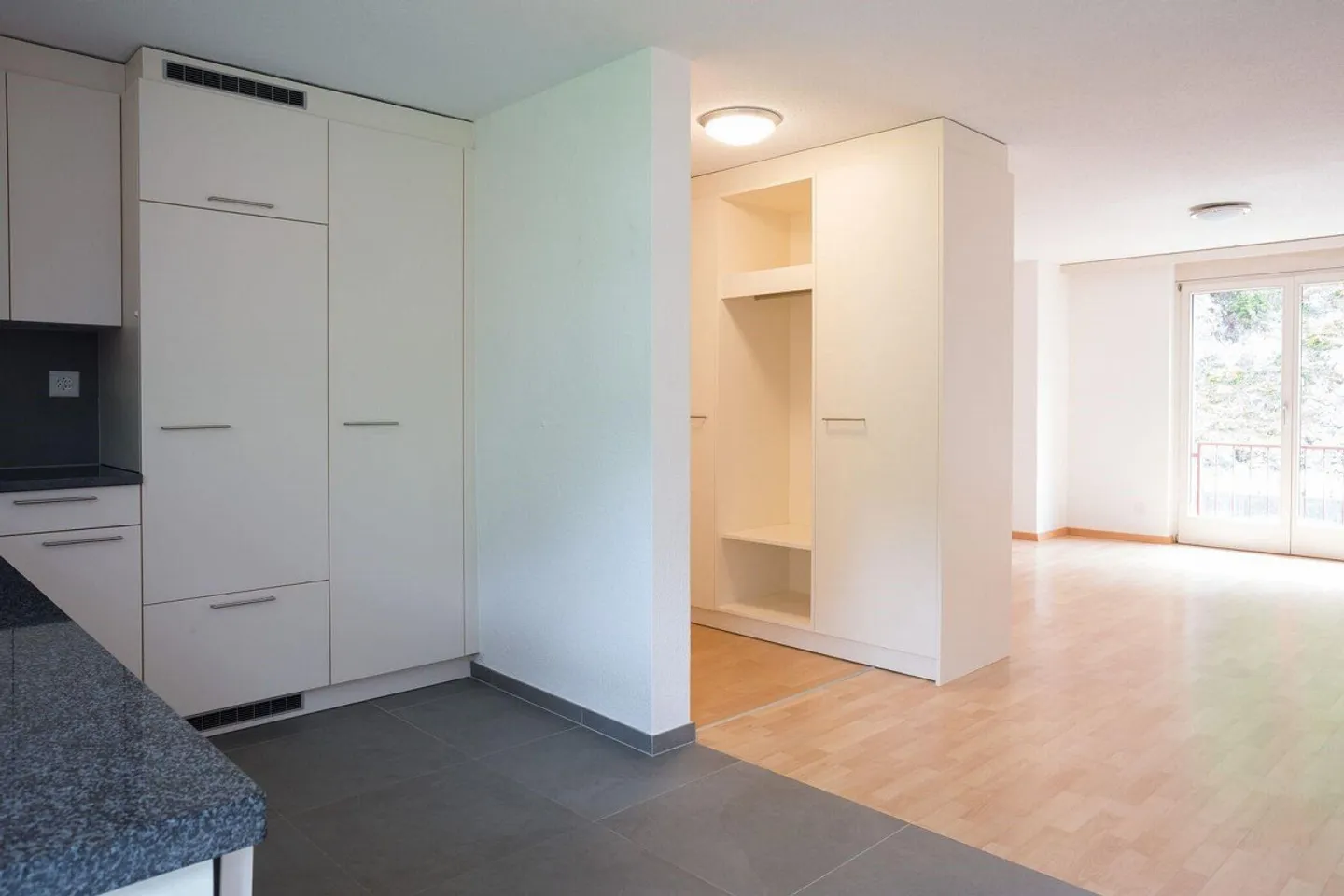 4.5-ZWG in una posizione centrale in campagna - Foto 3 di 9